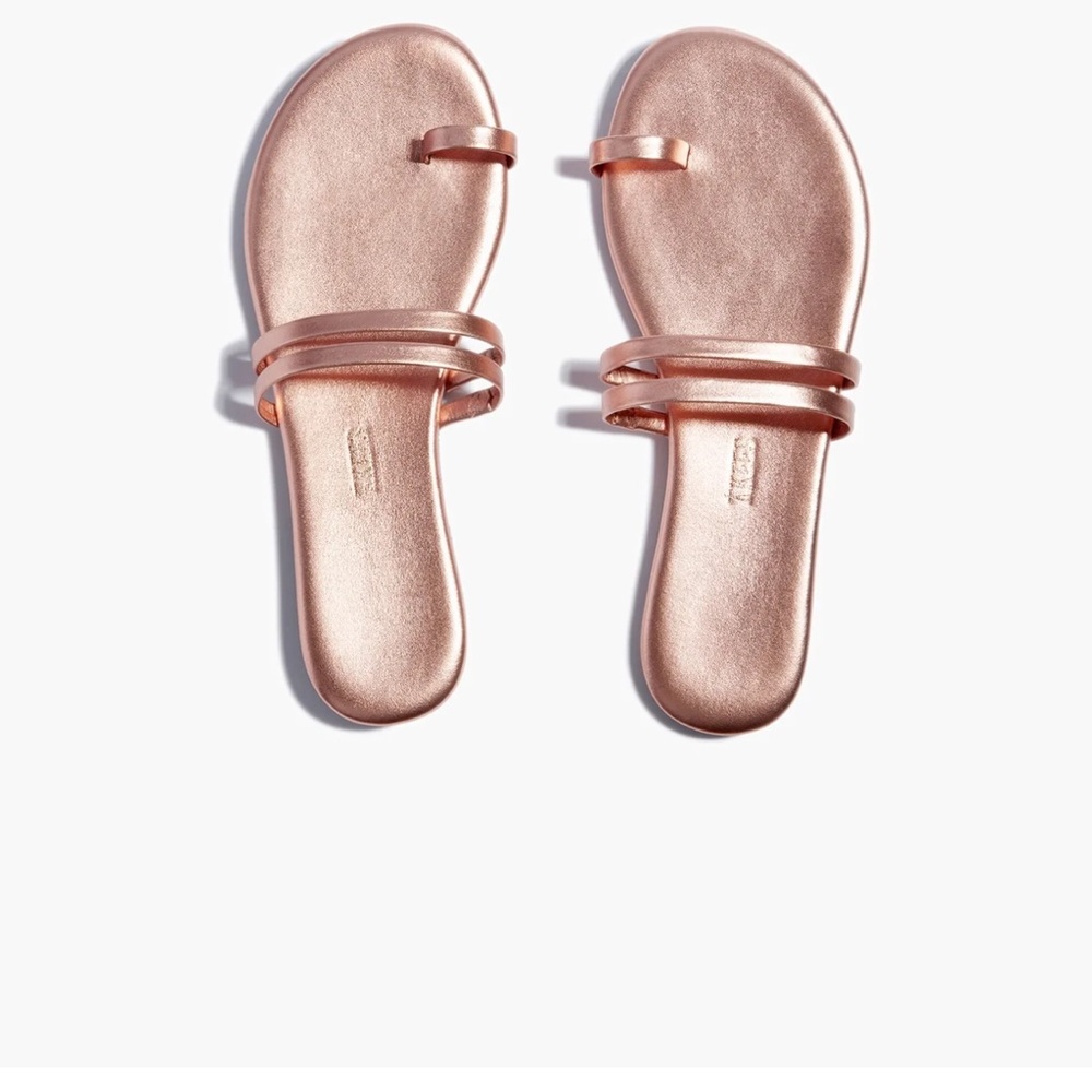 Tkees brand new sandals , size US 7